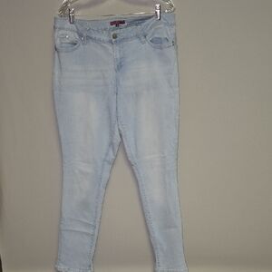 YMI Women's Light Blue Skinny Jeans